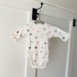 Modern Moments by Gerber Organic Cotton Baby Long Sleeve  Polka Dots Onesie